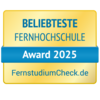 Beliebteste Fernhochschule Beliebteste Fernhochschule Award 2025, verliehen von FernstudiumCheck.de. Das Design ist in Gelb und Blau gehalten.