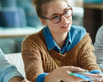 [Translate to Österreichisch:] Betriebswirtschaft und Interkulturelle Kommunikation (B.A.) | SRH Fernhochschule