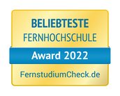 Beliebteste Fernhochschule Award 2022 von FernstudiumCheck.de, dargestellt in einem goldenen und blauen Design.