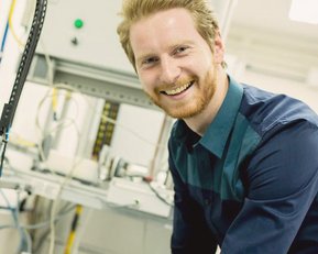 Fernstudium Bachelor Wirtschaftsingenieur | SRH Fernhochschule